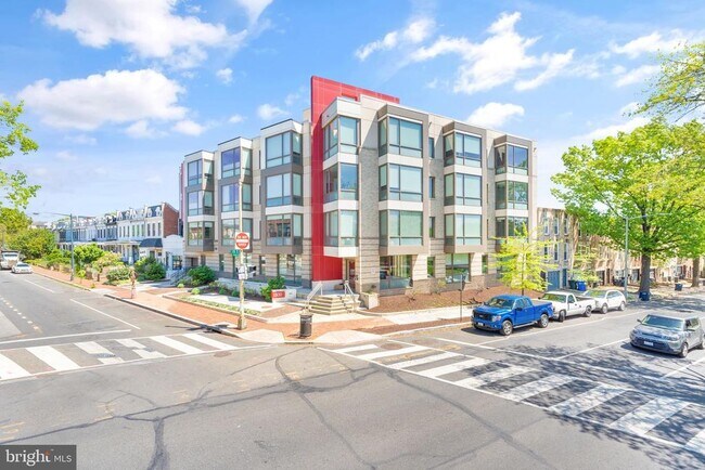 Building Photo - 1500 Pennsylvania Ave. SE Rental