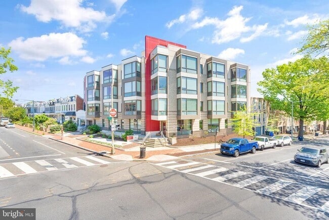 Building Photo - 1500 Pennsylvania Ave. SE Rental