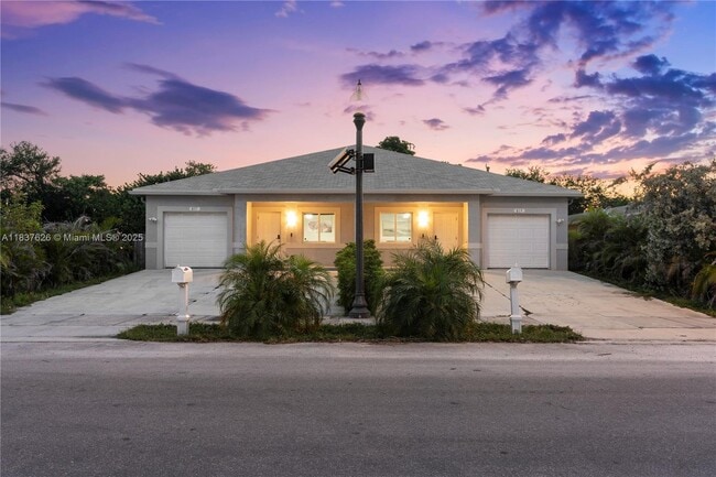 Building Photo - 817-819 NW 1st Ave Unit 819 Rental