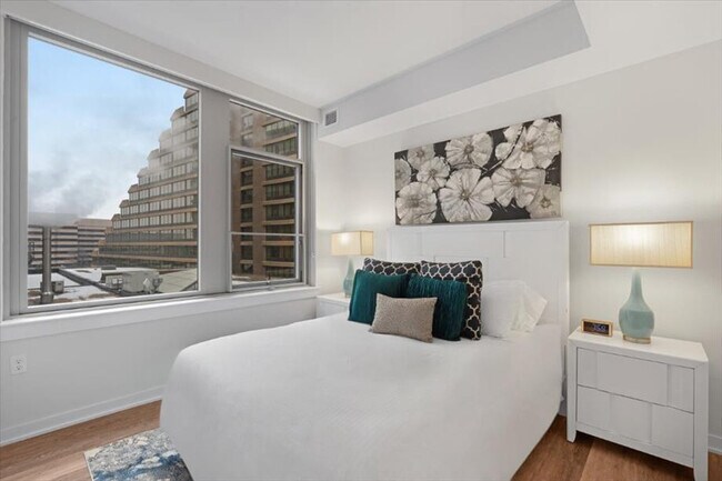 Photo - 400 Army Navy Dr Unit ID1060815P