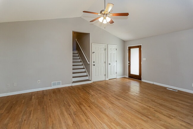 Photo - 3604 Spring Leaf Ln