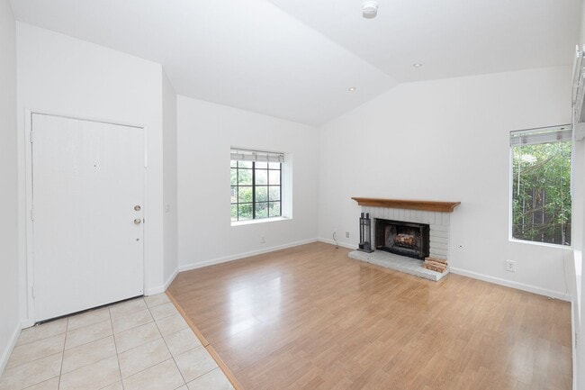 Photo - Spacious 3 Bedroom 2.5 Bath | East Ventura | Unfurnished
