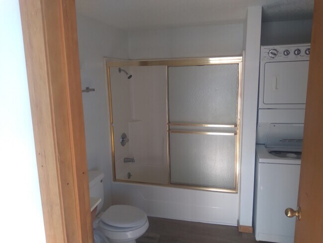 Photo - 813 N Cody Rd Unit 2