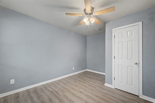 Photo - 6343 Maple Hill Dr