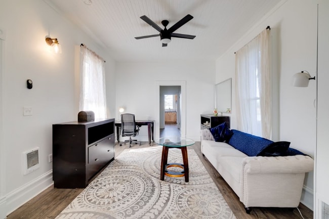 Photo - 414 S Holladay Dr