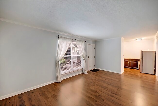 Photo - 867 Colony Dr Unit F93