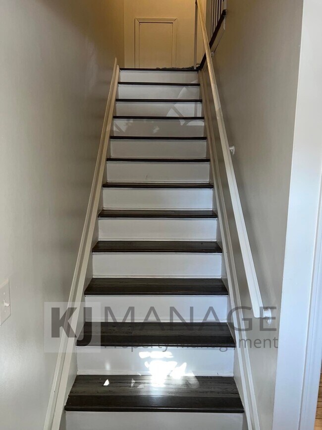 Photo - 1608 Orchard Dr Unit 1608