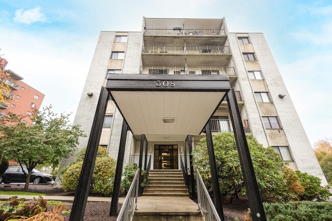 Photo - 308 Quarry St Unidad 205