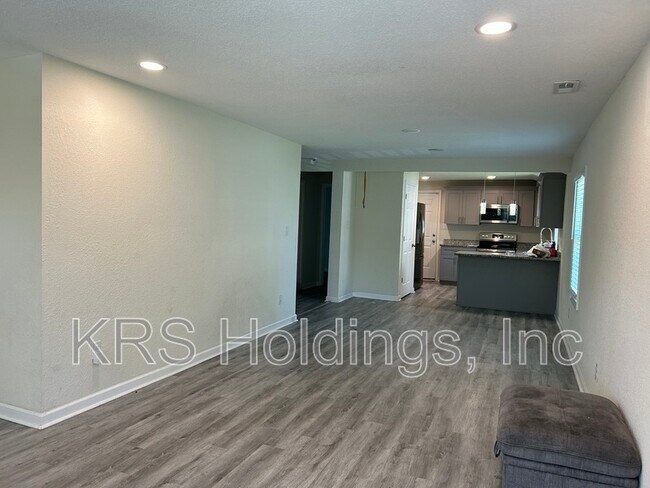 Photo - 622 Mason Ave