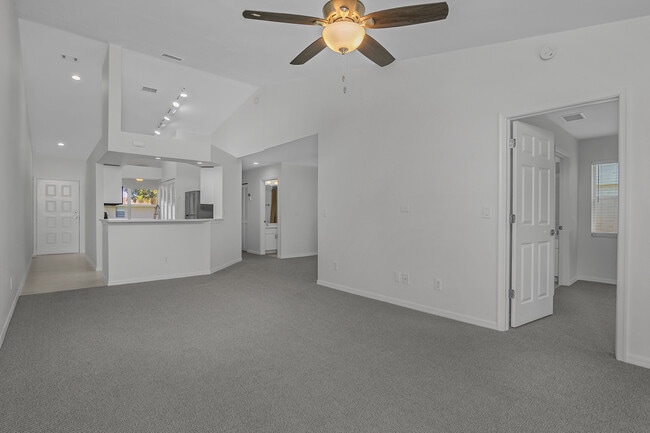 Photo - 145 Wading Bird Cir