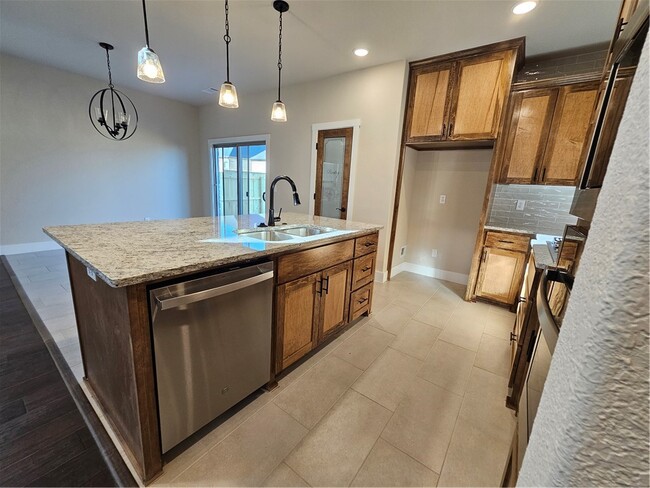 Building Photo - 7102 SW High Meadow Blvd