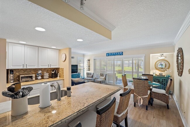 Photo - 1605 S US Hwy 1 Unit M2-101