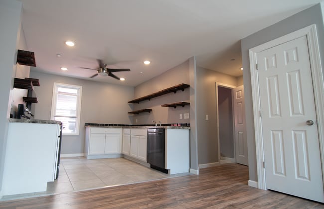 Photo - 402 W Ferry St Unidad 2