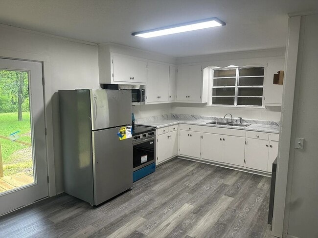 Photo - 1316 Baker St