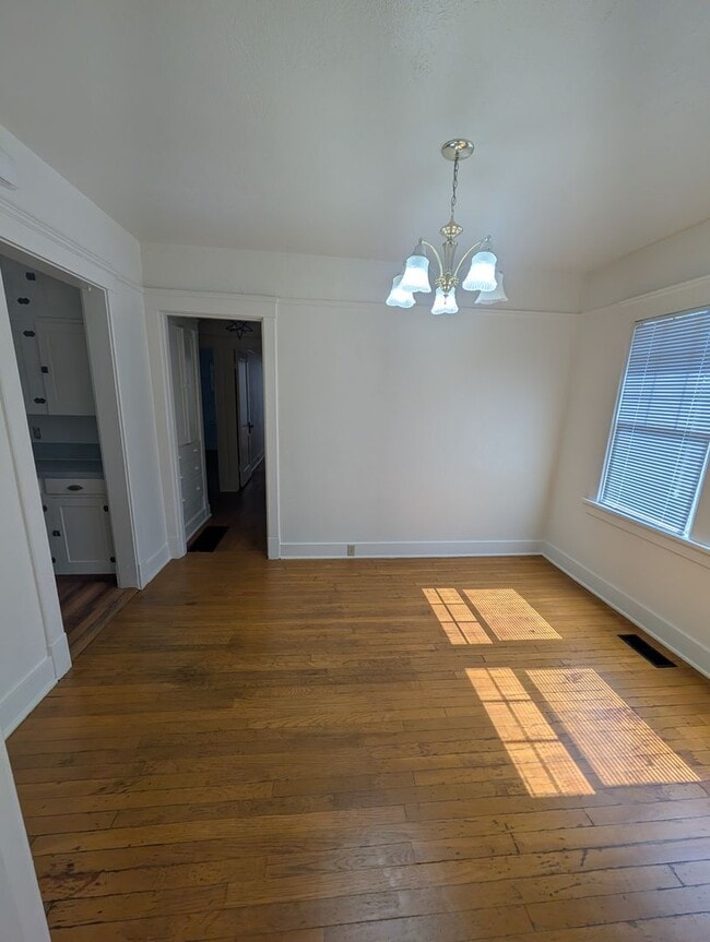 Photo - 435 N 2nd St