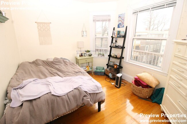 Photo - 331 Faneuil St Condo Unit 3B