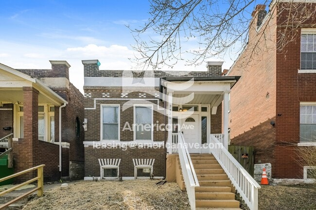 Building Photo - 3320 Itaska St