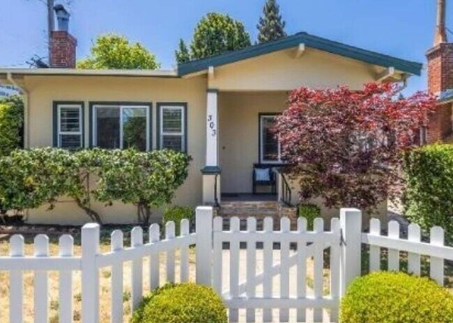 Photo - 303 Highland Ave