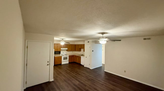 Photo - Heatherbrook