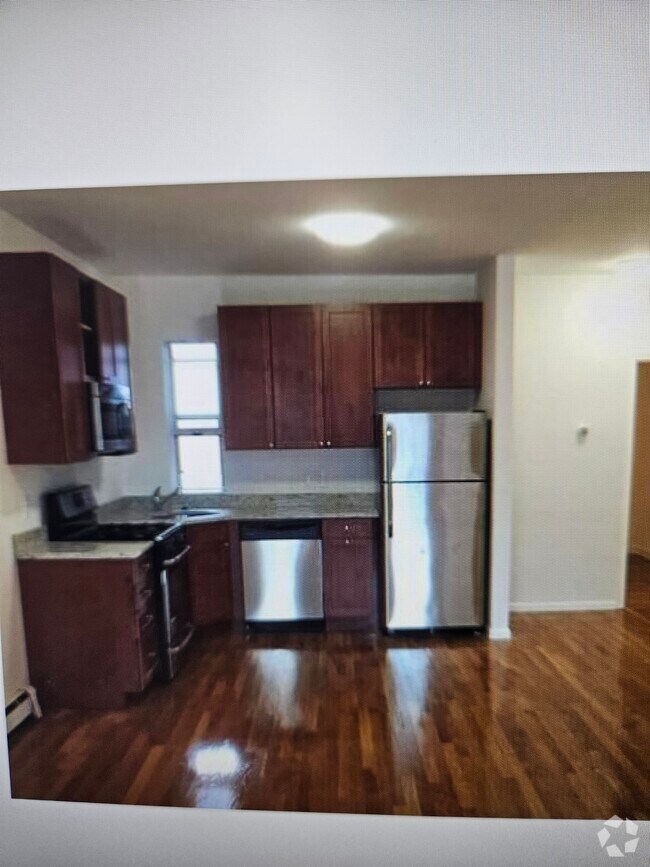 Building Photo - 69 S Huntington Ave Rental