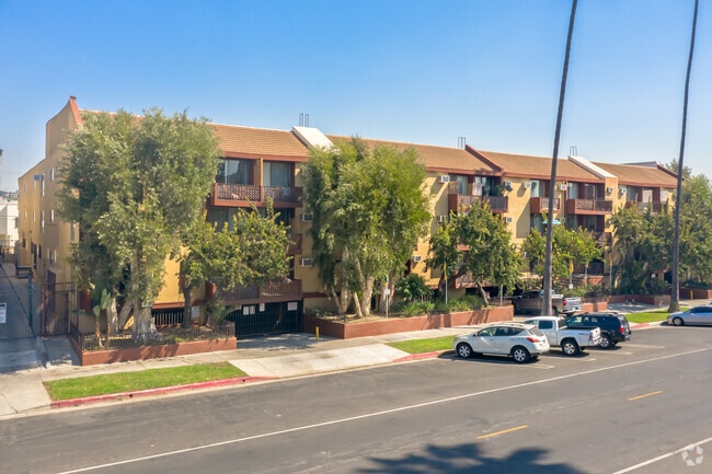 Mariposa Apartments - Mariposa Apartments