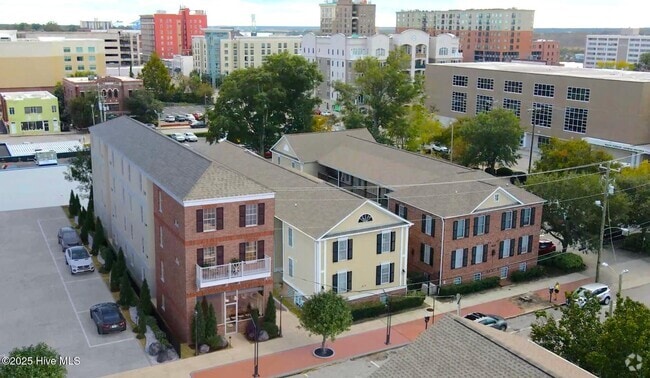 Building Photo - 210 Red Cross St Unit K Rental