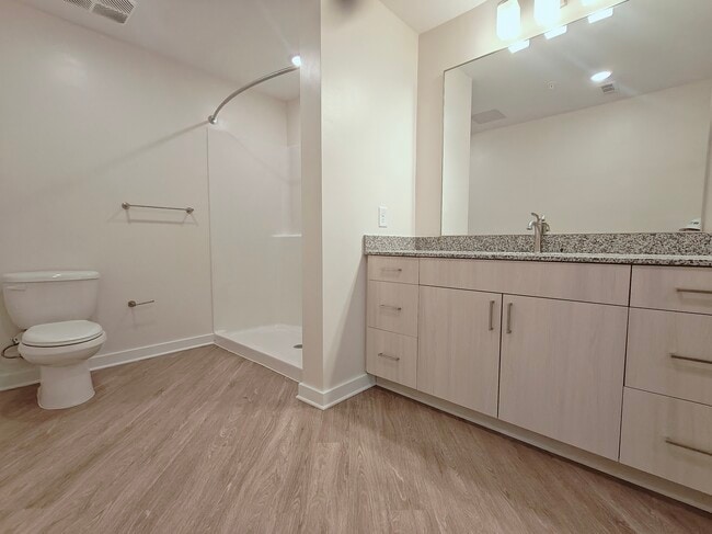 Photo - Springhouse Square