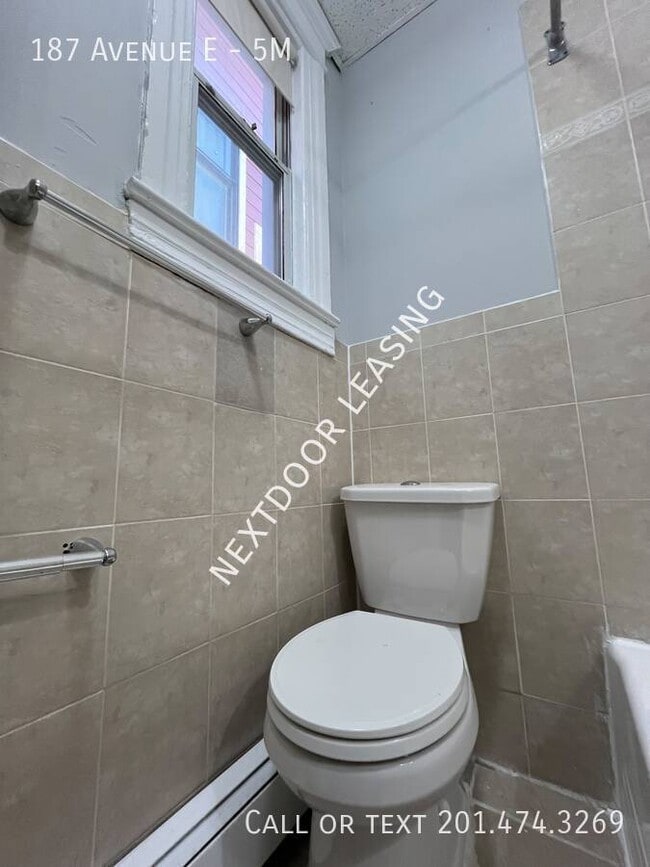 Photo - 187 Ave E Unit 5M