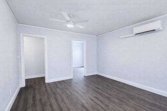 Photo - 5928-5928 Victor St Unit 5930