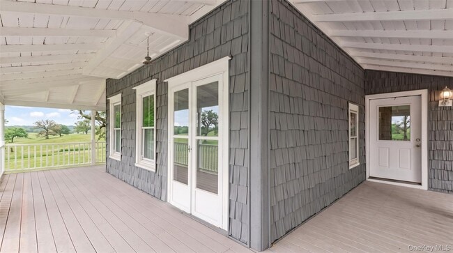 Photo - 376 Montauk Hwy