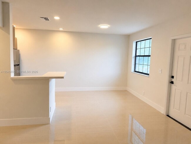 Photo - 2830 Coral Springs Dr Unidad 2830