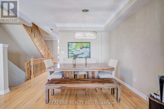 Photo - 9 Ruskov Ln