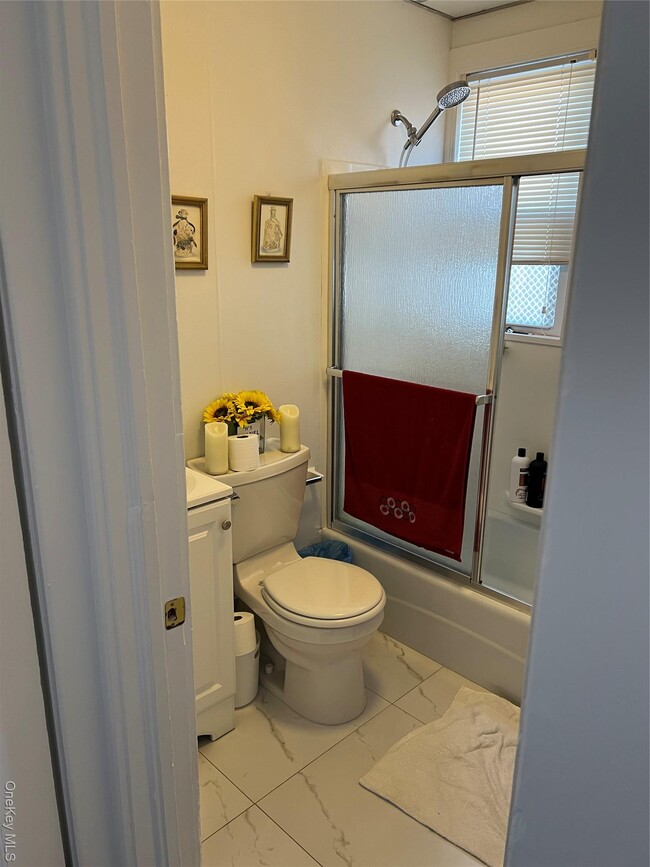 Photo - 53 Gleneida Ave Unidad 3N