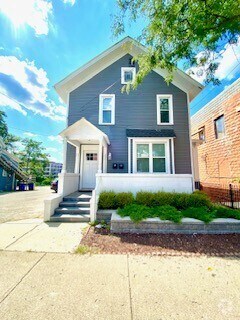 Building Photo - 314 S Ashley St Rental