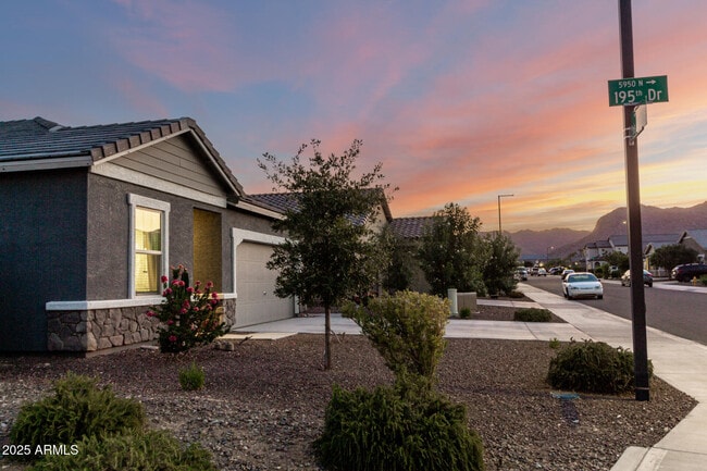 Photo - 19531 W Palo Verde Dr