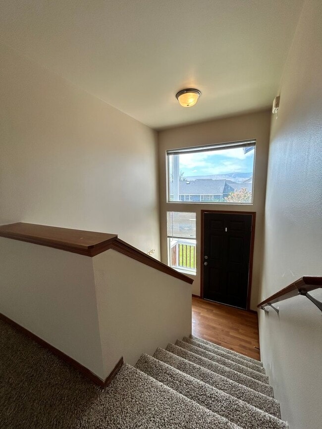 Photo - 1911 West Peakview Drive