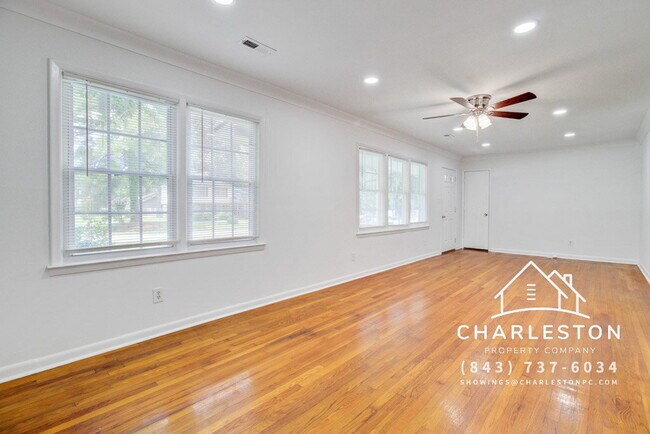 Photo - 816 E Estates Blvd Unit A