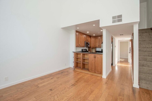 Photo - 1253 Terra Nova Blvd