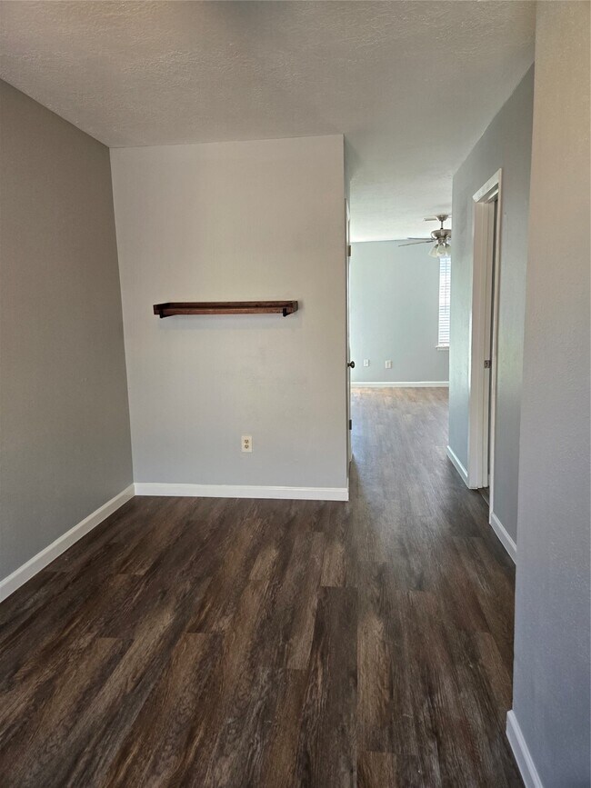 Photo - 1353 Ramada Dr Unidad True