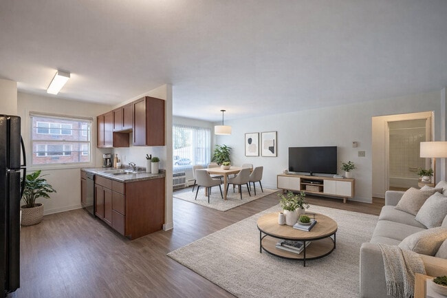 Building Photo - Gateway Trail Apartments