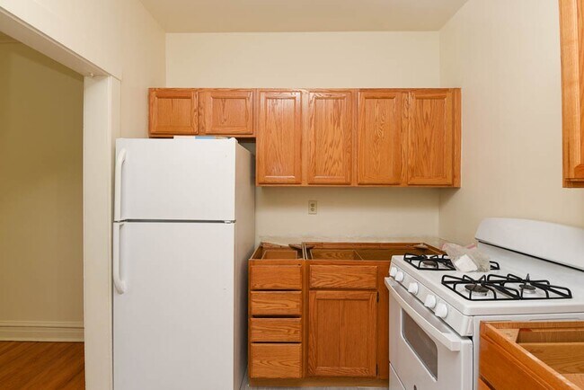 Photo - 3508 N Wolcott Ave Unit 2