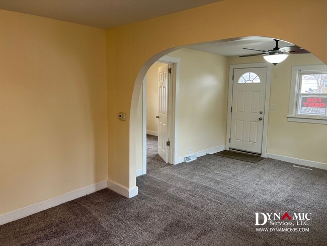 Photo - 3 Bedroom, 1 Bathroom House By Augustana &...