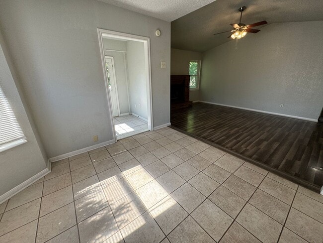 Photo - 310 Baumann Dr