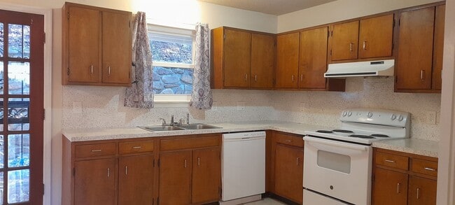 Photo - 5234 Donlyn Dr Unit A