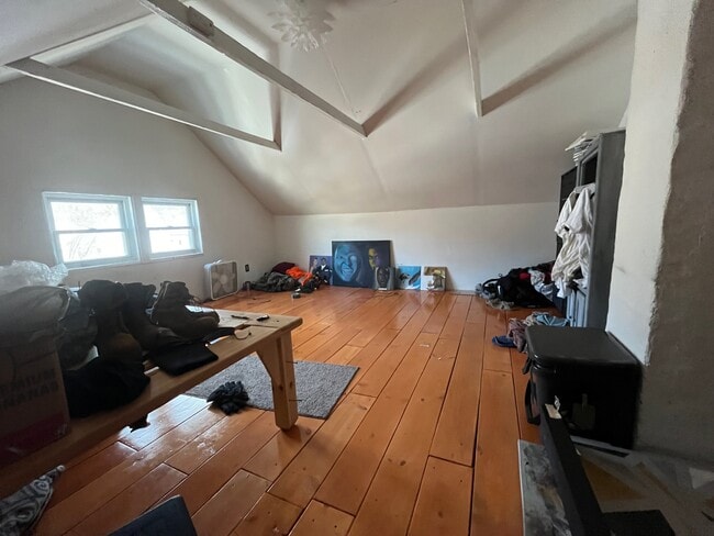 Photo - 528 N 5th St