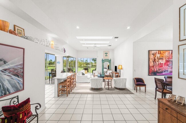 Photo - 5142 Lake Catalina Dr Unit B