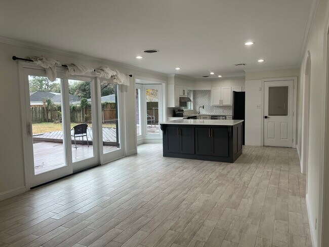 Photo - 5985 Rankin Dr