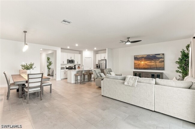Photo - 14711 Bluewater Rd
