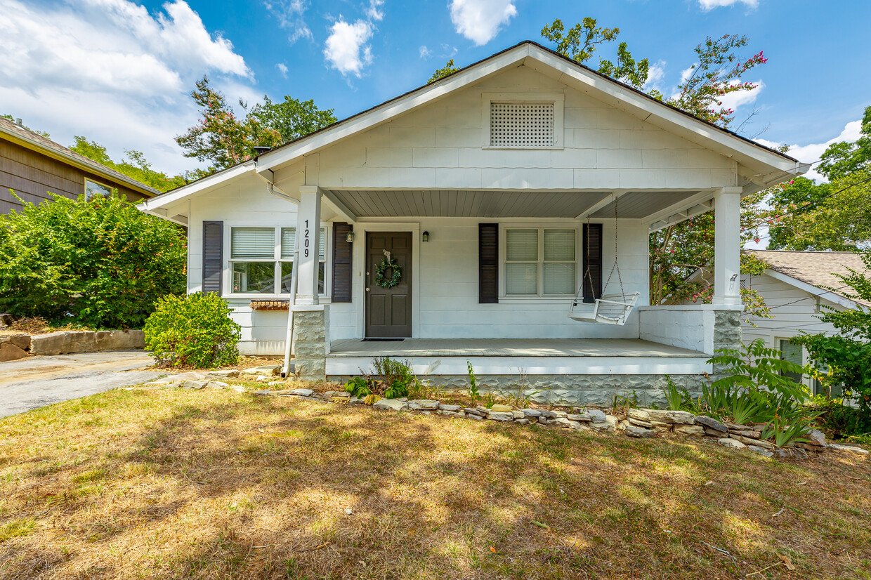 Photo - 1209 Hanover St (Chattanooga, TN)