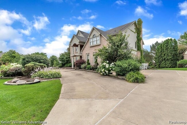 Photo - 9049 Cobblestone Cir